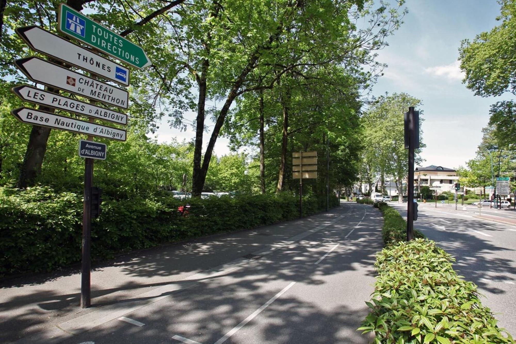 Annecy Apt W Car Park Near Downtown And Lake Luaran gambar